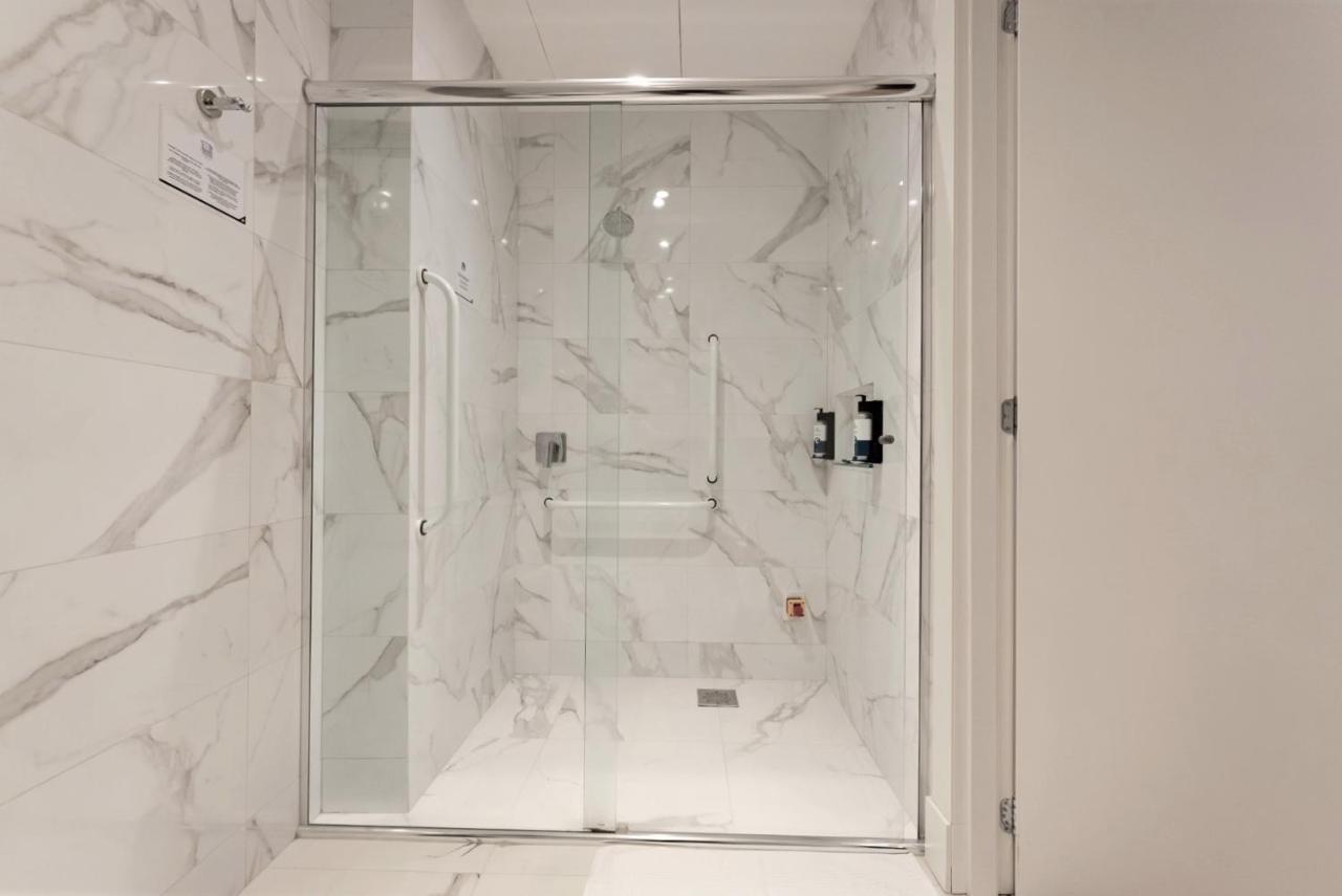Luxury Triple Room