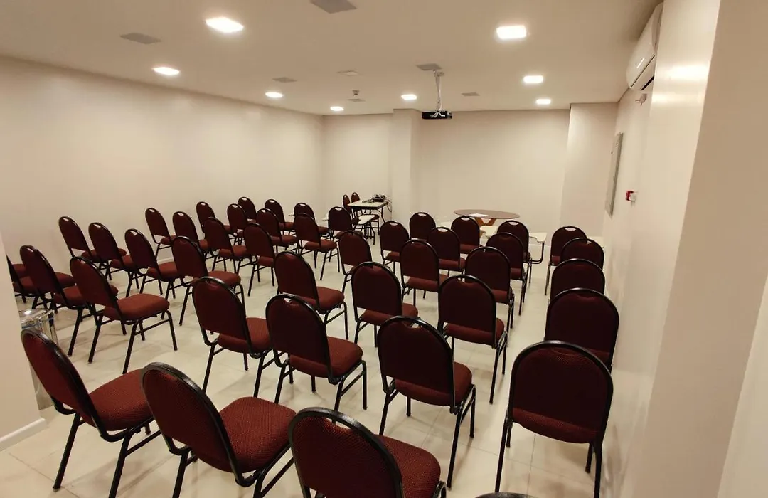 Mogano Express Hotel - PET FRIENDLY e ELETROPOSTO-1